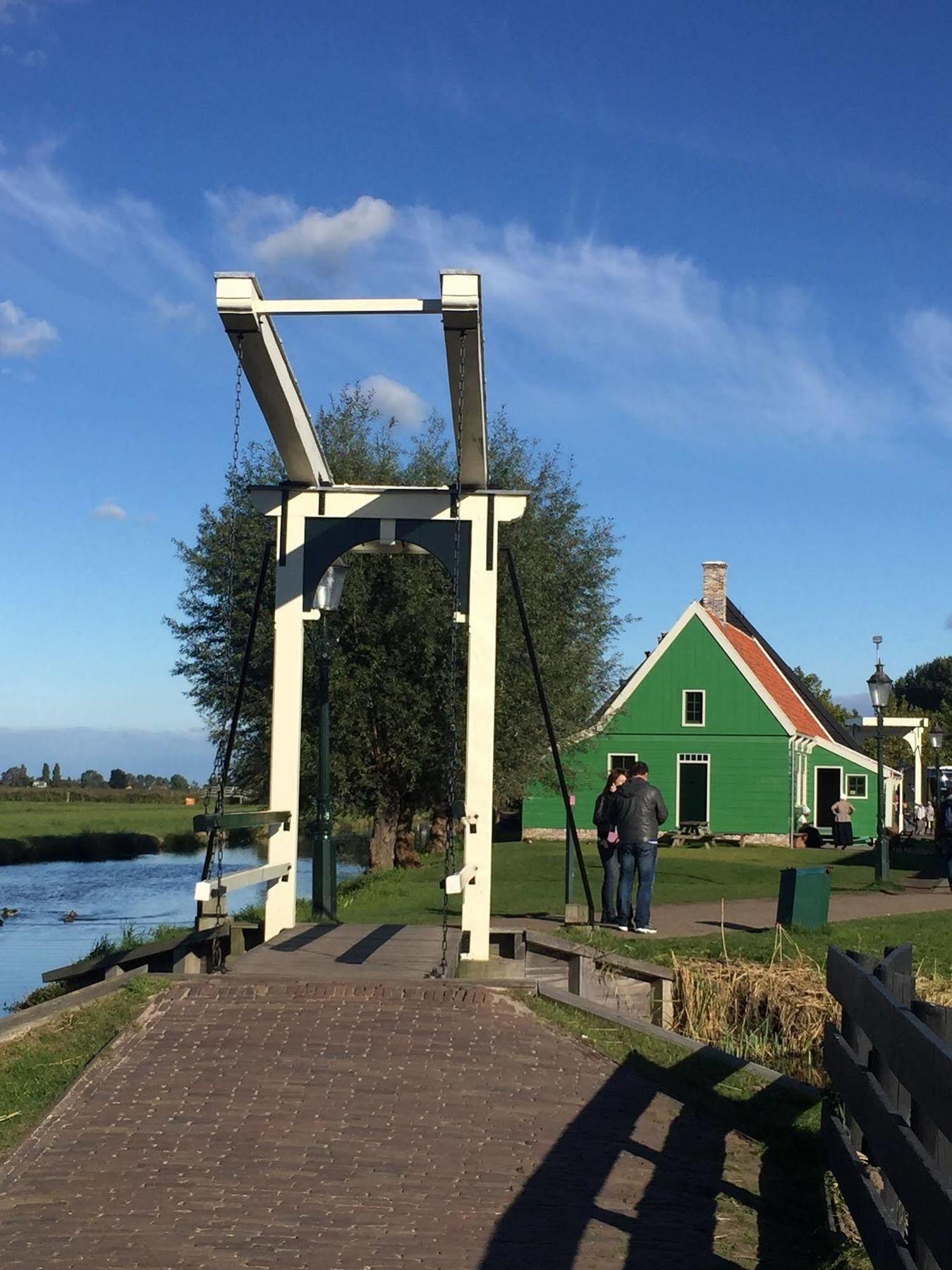 Stay Overnight At Windmill Village Zaanse Schans - Amsterdam Zaandam Exterior foto